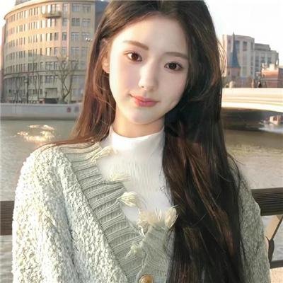 纯真小镇的夫人